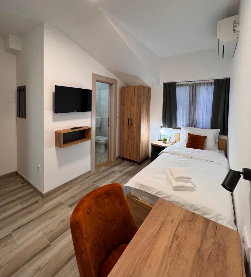 Prenociste Kod Brana Motel Cacak Exterior photo