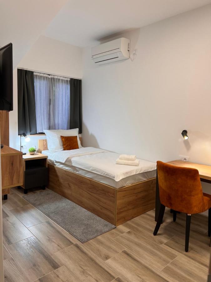 Prenociste Kod Brana Motel Cacak Exterior photo