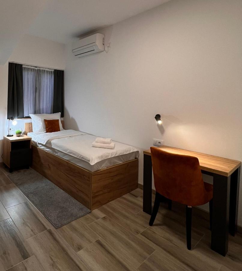 Prenociste Kod Brana Motel Cacak Exterior photo