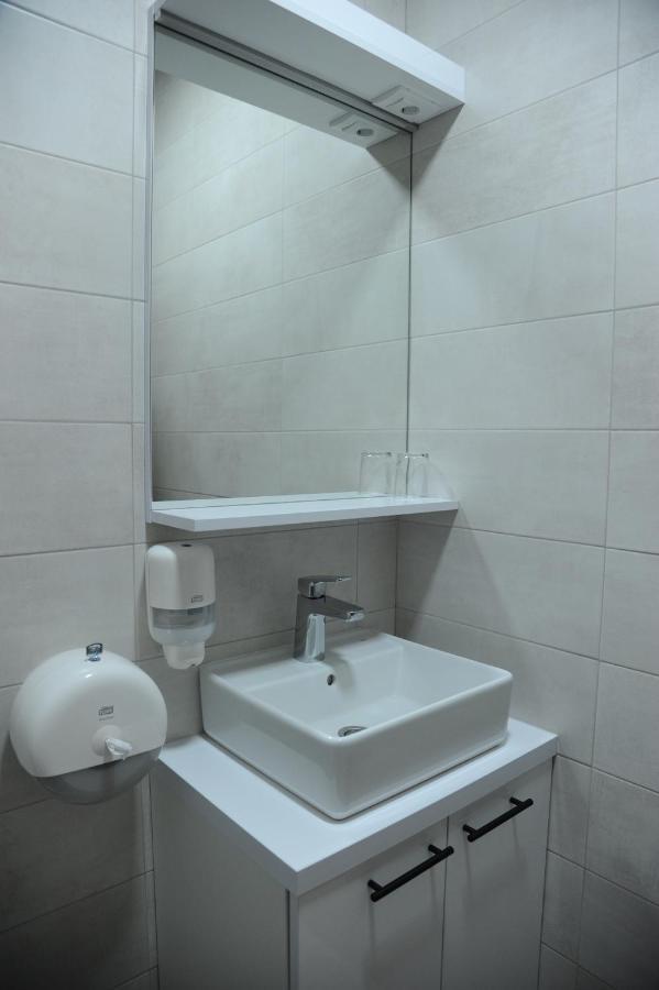 Prenociste Kod Brana Motel Cacak Exterior photo