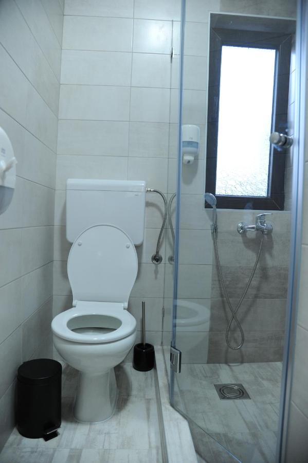 Prenociste Kod Brana Motel Cacak Exterior photo