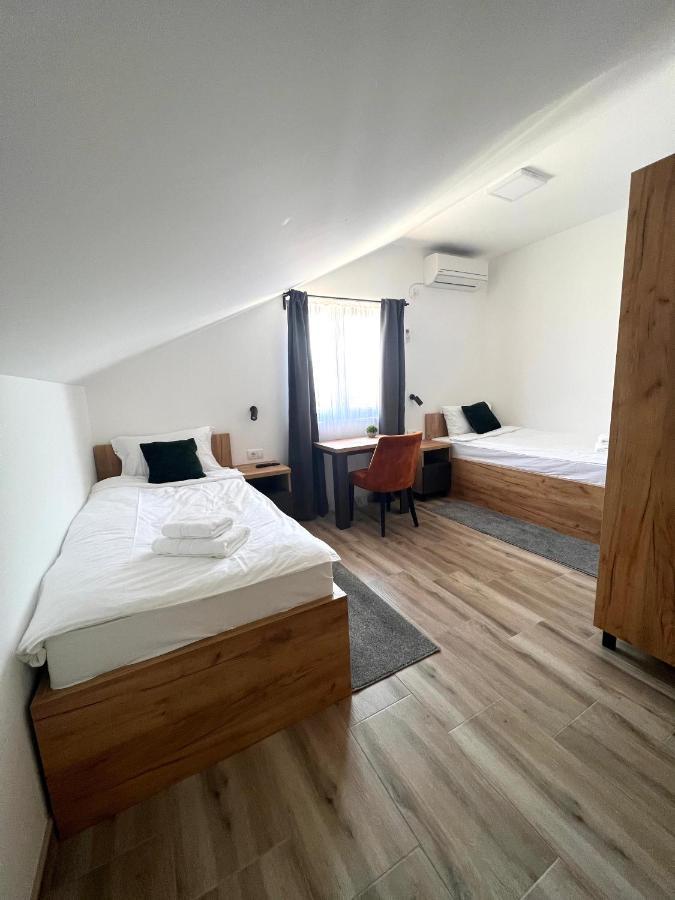 Prenociste Kod Brana Motel Cacak Exterior photo